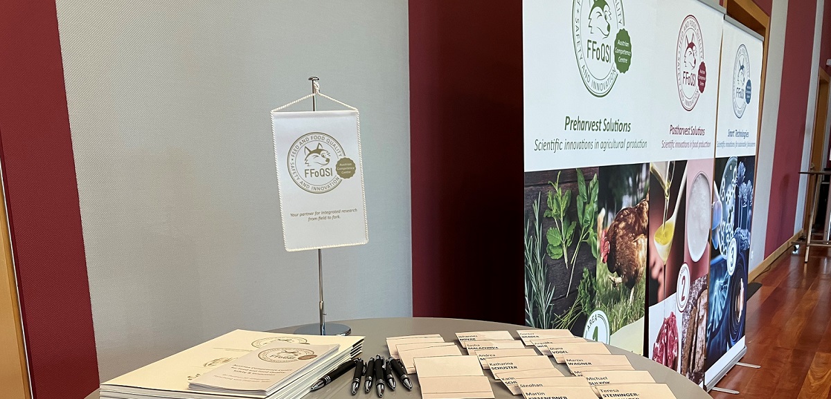 Headerbild_Prop_Conf_Empfangstisch